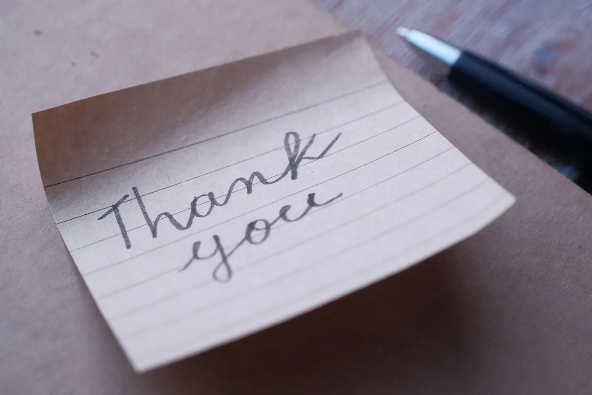 How to Write a Letter to a Friend You Haven't Seen in Years: Step-by-Step